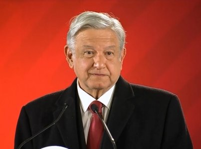 Pemex, empresa sólida que se maneja con honestidad, afirma López Obrador