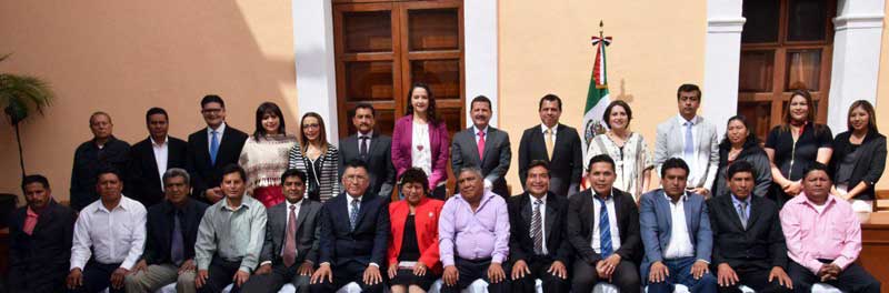 Sin incidentes, rinden protesta presidentes auxiliares de San Pedro Cholula