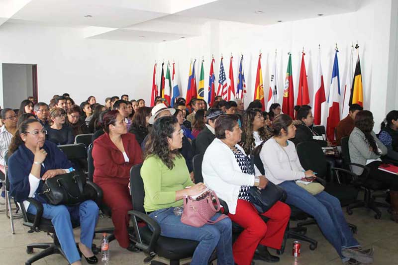 Fortalece SEDECO habilidades de liderazgo de microempresarios