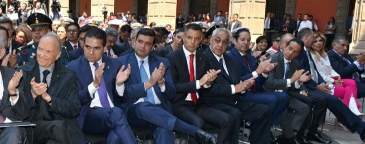 Acompaña Pacheco Pulido al Presidente de México en informe por 100 días de gobierno