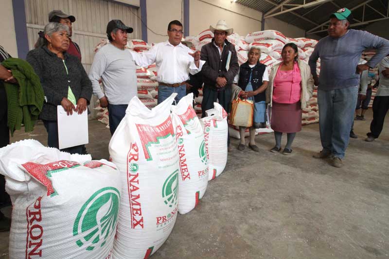 Inicia SEFOA entrega de insumos para ciclo agrícola