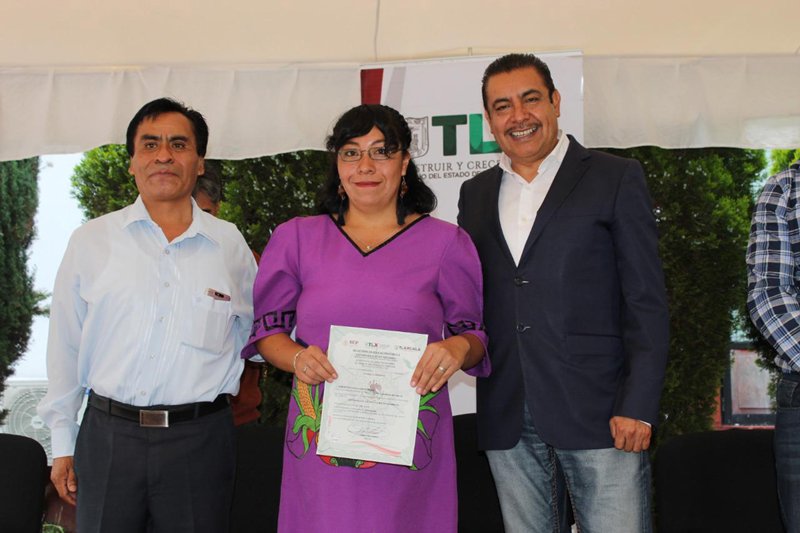 Clausura ICATLAX Curso de Decorado con colores y esmaltes cerámicos