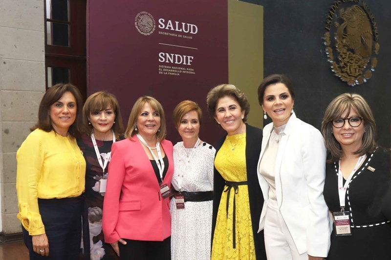 Participa Sandra Chávez en primera Reunión Nacional de Titulares de Sistemas Estatales DIF