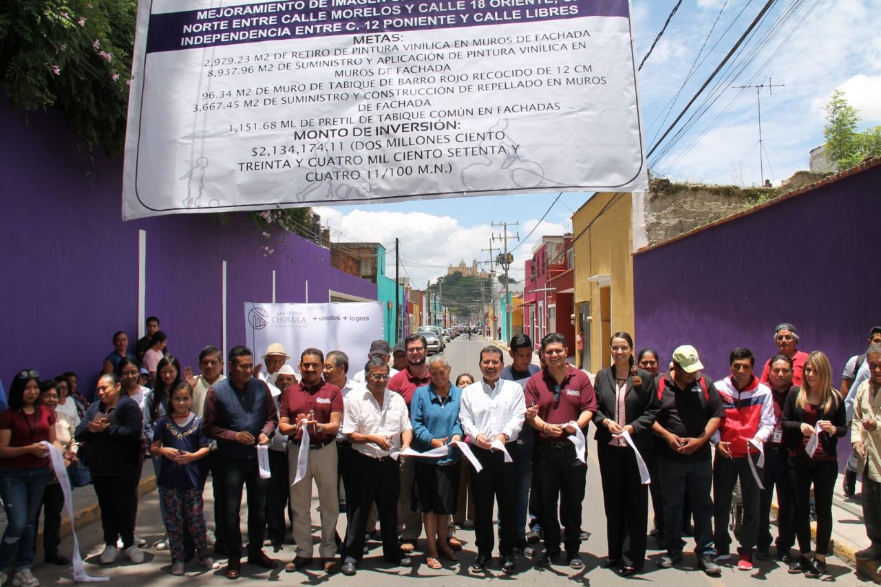 Entrega Luis Alberto Arriaga obras de mejoramiento urbano