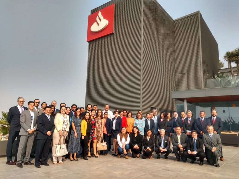 UDLAP y Santander trabajan a favor del desarrollo profesional de los jóvenes   