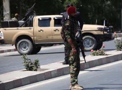 Talibanes reclaman autoría de ataque suicida en Kabul