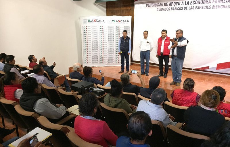 Capacita SEFOA a enlaces municipales para adquisición de paquetes de especies menores