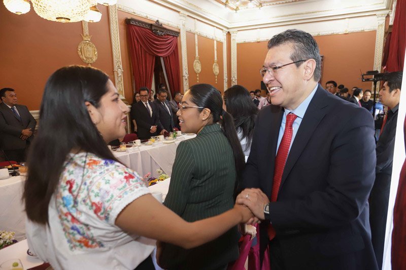 Crecimiento de Tlaxcala, referencia del trabajo de toda la sociedad: Marco Mena