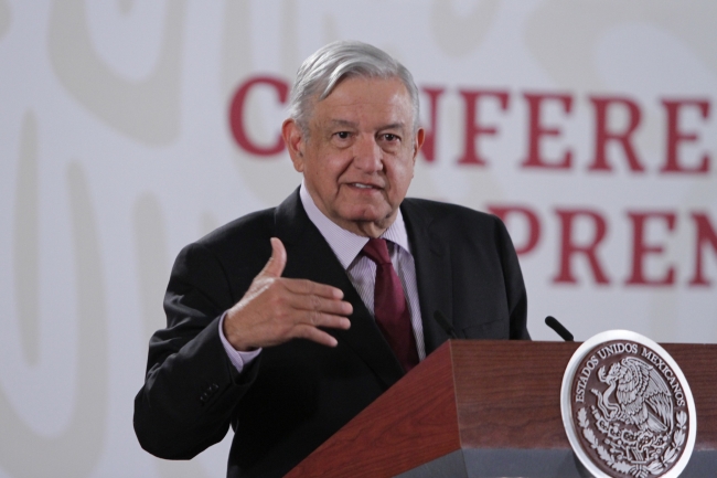 Celebra AMLO liberación de activista en Puebla, «cero presos políticos»