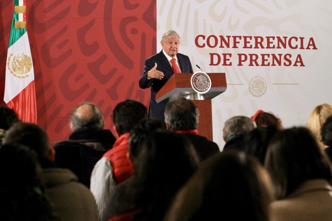 Anuncia AMLO convocatoria para escuela de Medicina y Enfermería