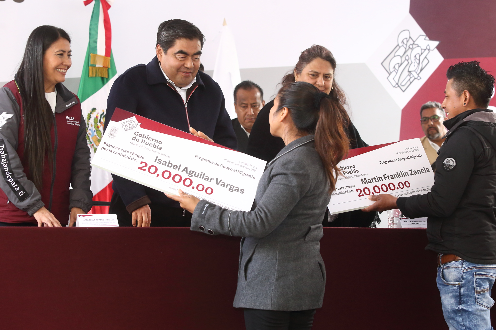 Garantizarle a los poblanos una vida con plenitud, uno de mis propósitos: Barbosa Huerta