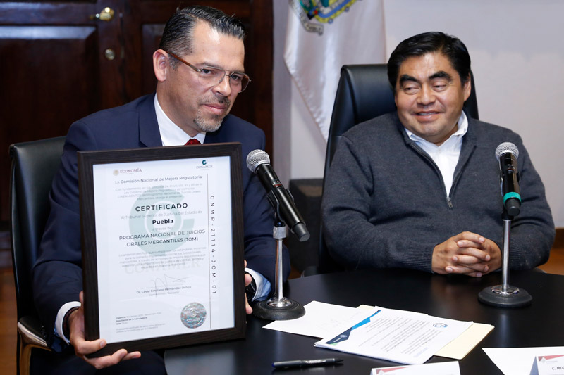 Puebla, primer estado en recibir Certificación por disminuir tiempos en resolución de juicios