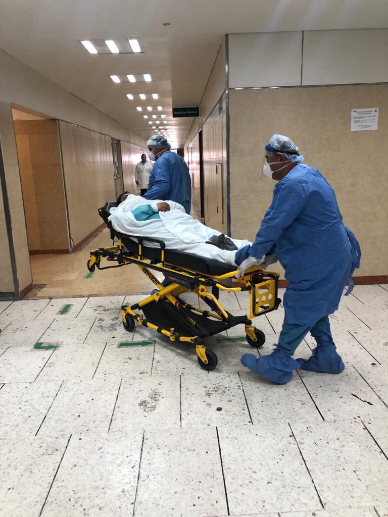 Dan de alta a paciente recuperado de COVID-19 en el Hospital de Especialidades «San José»