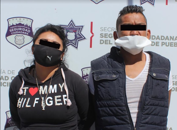 Detuvo Policía Municipal de Puebla a pareja por robo a usuario de la ruta CREE Madero