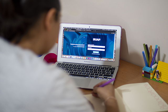En la nueva modalidad educativa, impulsa BUAP nuevas experiencias de aprendizaje a través de plataformas virtuales