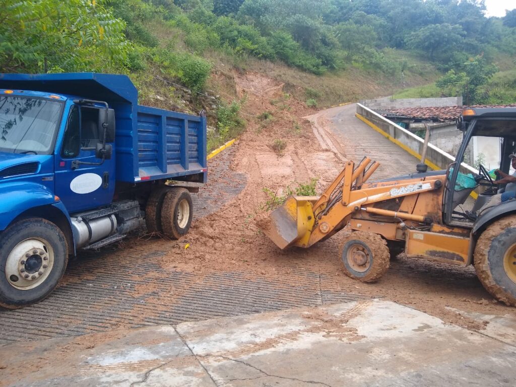 Afectados por lluvias ocho municipios: SEGOB