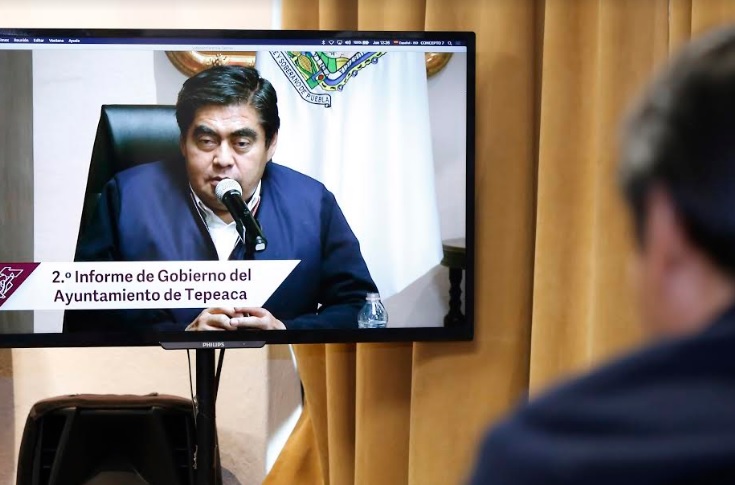 Gobernantes no deben detenerse por la crítica mordaz: MBH