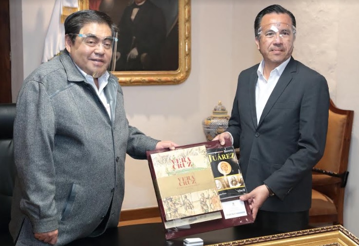 Gobernadores de Puebla y Veracruz se reunieron en Casa Aguayo