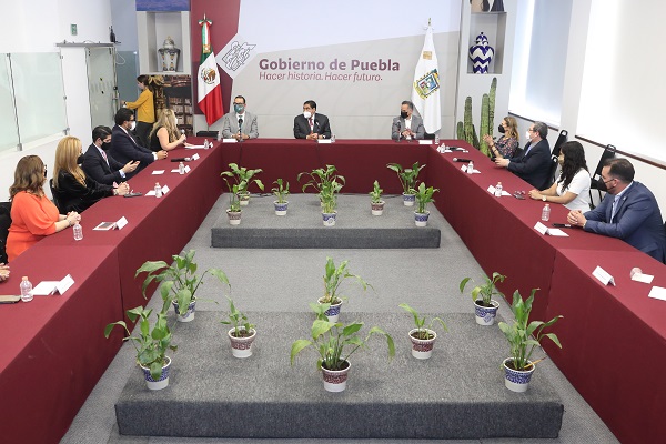 Miguel Barbosa respalda función de órganos electorales