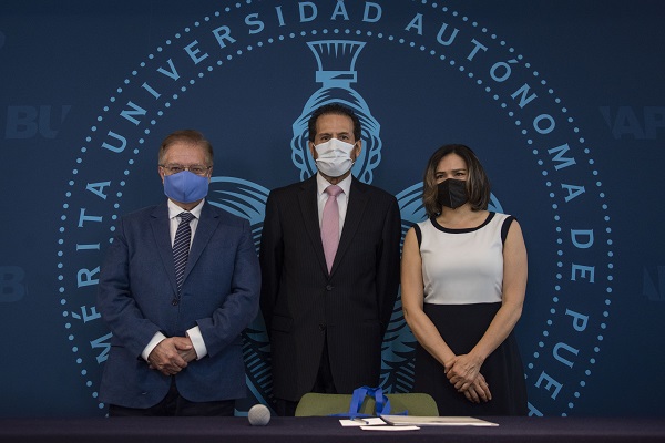 BUAP comparte Modelo de Calidad con CIEES