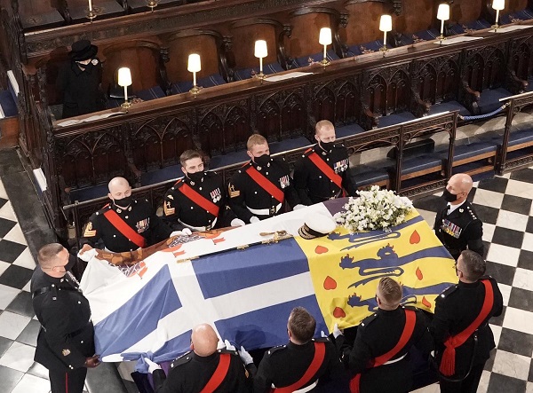 Dan el ‘último adiós’ al príncipe Felipe