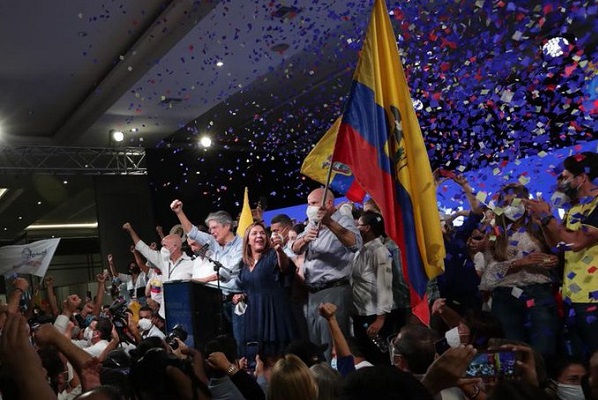 Salud, lucha anticorrupción y combate a la pobreza: las prioridades de Lasso