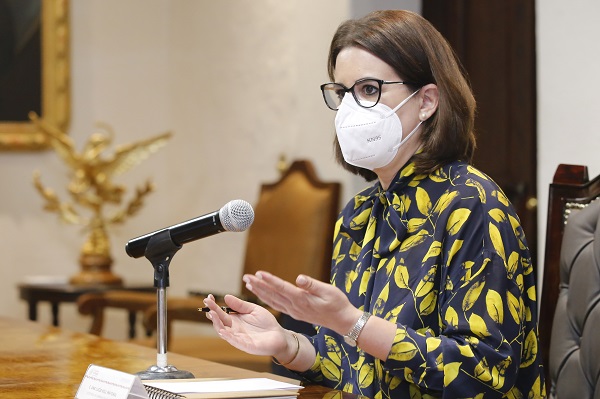 Dialoga SEGOB con empresarios de baños públicos y balnearios