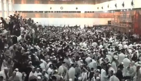 Colapsan gradas de una sinagoga cerca de Jerusalén