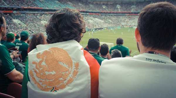 FIFA castiga a México con partidos a puerta cerrada por grito homofóbico