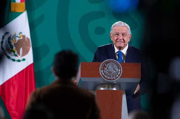 Se abrirán archivos del CISEN para mostrar décadas de espionaje: AMLO