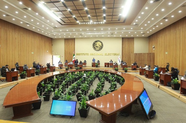 INE contempla más de 5,7 mmdp para Revocación de Mandato y Consulta Popular