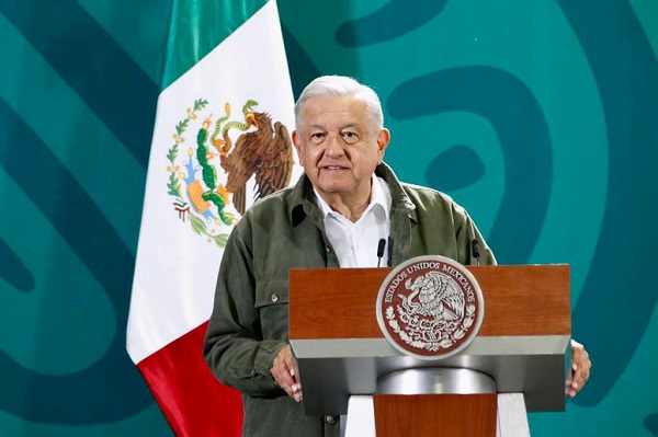 AMLO envió iniciativa para fortalecer la CFE