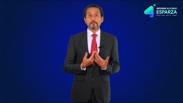 Esparza Ortiz rinde su último informe de labores y entrega estafeta