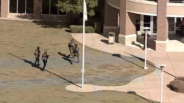 Tiroteo en una escuela de Texas deja al menos cuatro heridos