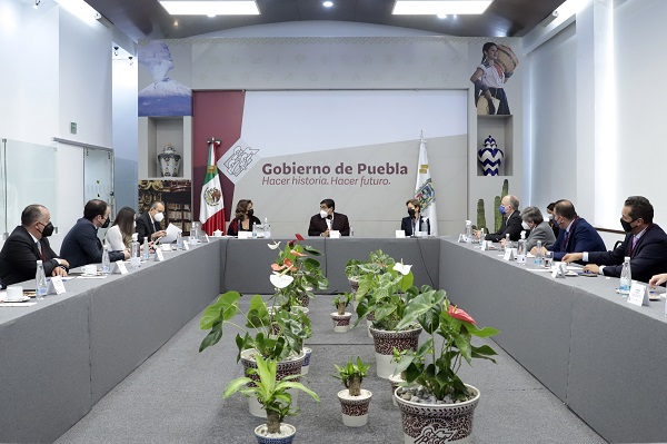 Fortalece Gobierno de Puebla confianza con empresarios para atraer más inversión