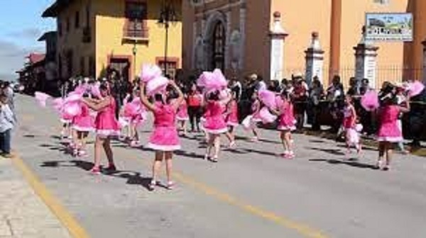 Anuncian desfile escolar el 20 de noviembre en los 217 municipios del estado