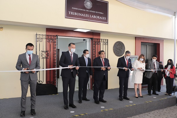 Gobierno estatal buscará regular costes y gastos de abogados