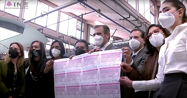 Inicia INE la producción de las papeletas para la Revocación de Mandato