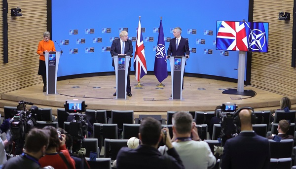 OTAN advierte que despliegue militar de Rusia representa un ‘momento peligroso’ para Europa