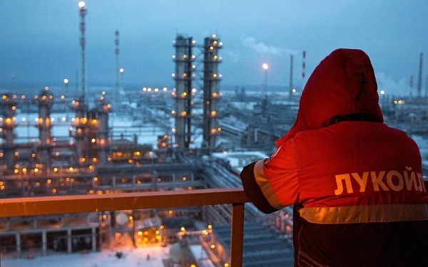 Reino Unido instó al G7 a prohibir importación de petróleo ruso