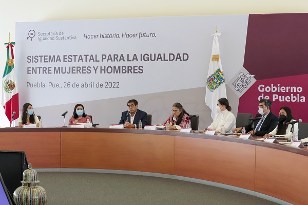 Sin simulación, Puebla garantiza paridad de género en el quehacer gubernamental: MBH