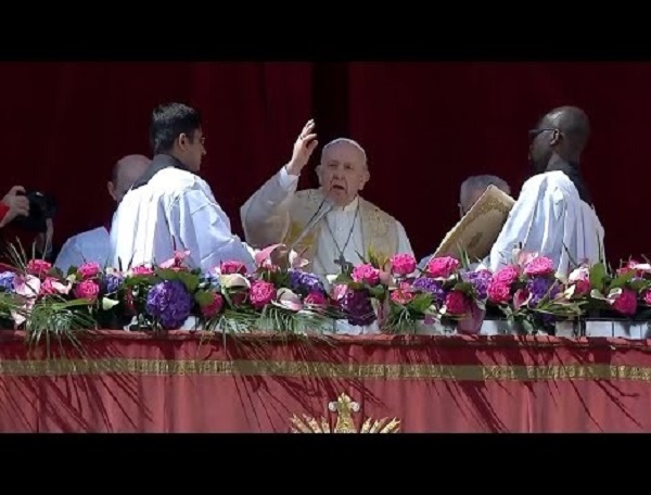 El Papa Francisco pidió paz en Ucrania ‘martirizada y arrastrada a una guerra cruel e insensata’