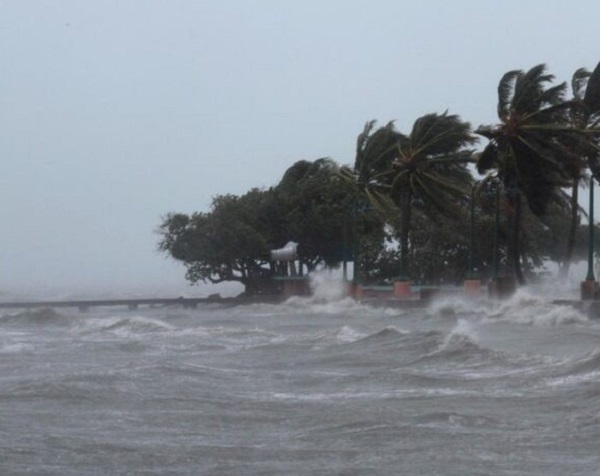 Cancelan vuelos a Oaxaca, Puerto Escondido y Huatulco por Huracán Agatha