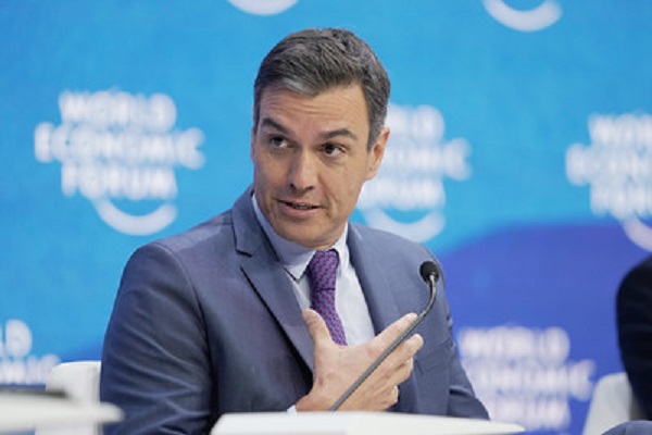 España propone en Davos ser una alternativa a la dependencia europea del gas ruso