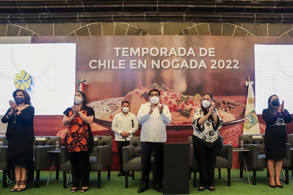 Todos a degustar de la temporada del Chile en Nogada