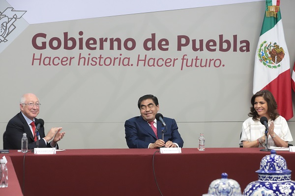 Puebla cree en el estado de derecho para el desarrollo social y de la inversión: MBH