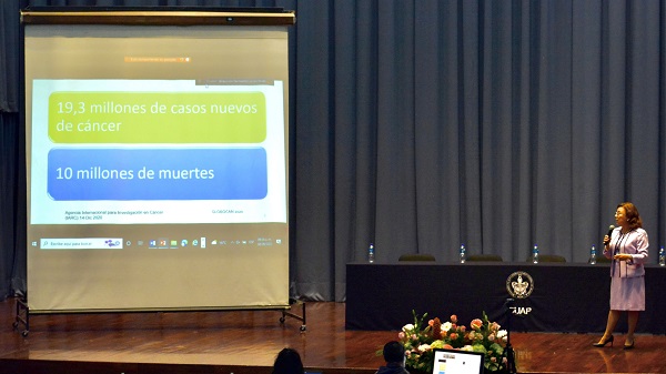 La nutrición mejora la salud, calidad de vida y sobrevivencia de un paciente con cáncer: Rodríguez Veintimilla