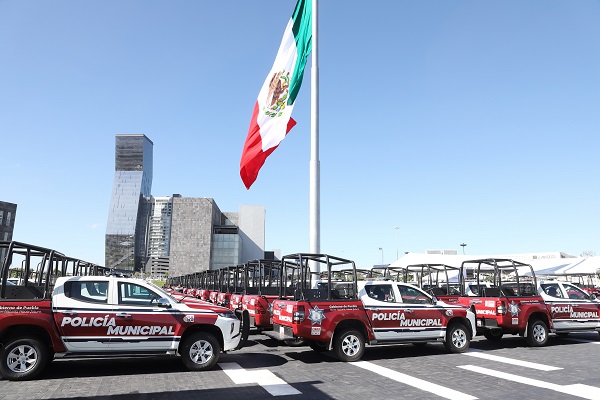 Con entrega de patrullas, Gobierno de Puebla reafirma que fuerza del estado es mayor a la delincuencia: MBH