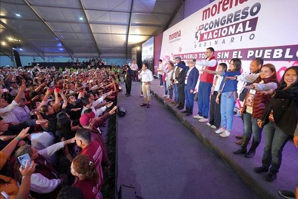 Morena avala elegir por encuesta a su candidato a la Presidencia