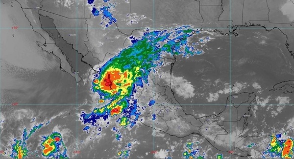 Orlene tocó tierra en Escuinapa, Sinaloa